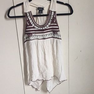 Rue 21 medium maroon and cream colored tank